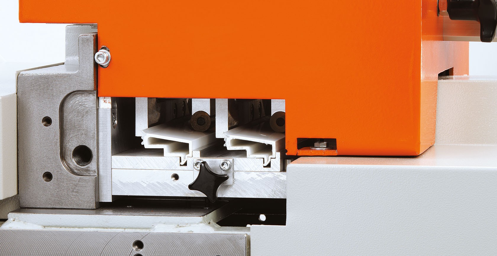 elumatec-GLS192-07-Zuschnitt-Glasleisten-Ebn6